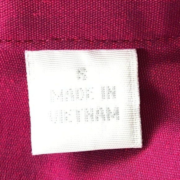 *4/$20* New York & Co Fuchsia Ruffle Tank Top - Picture 5 of 7